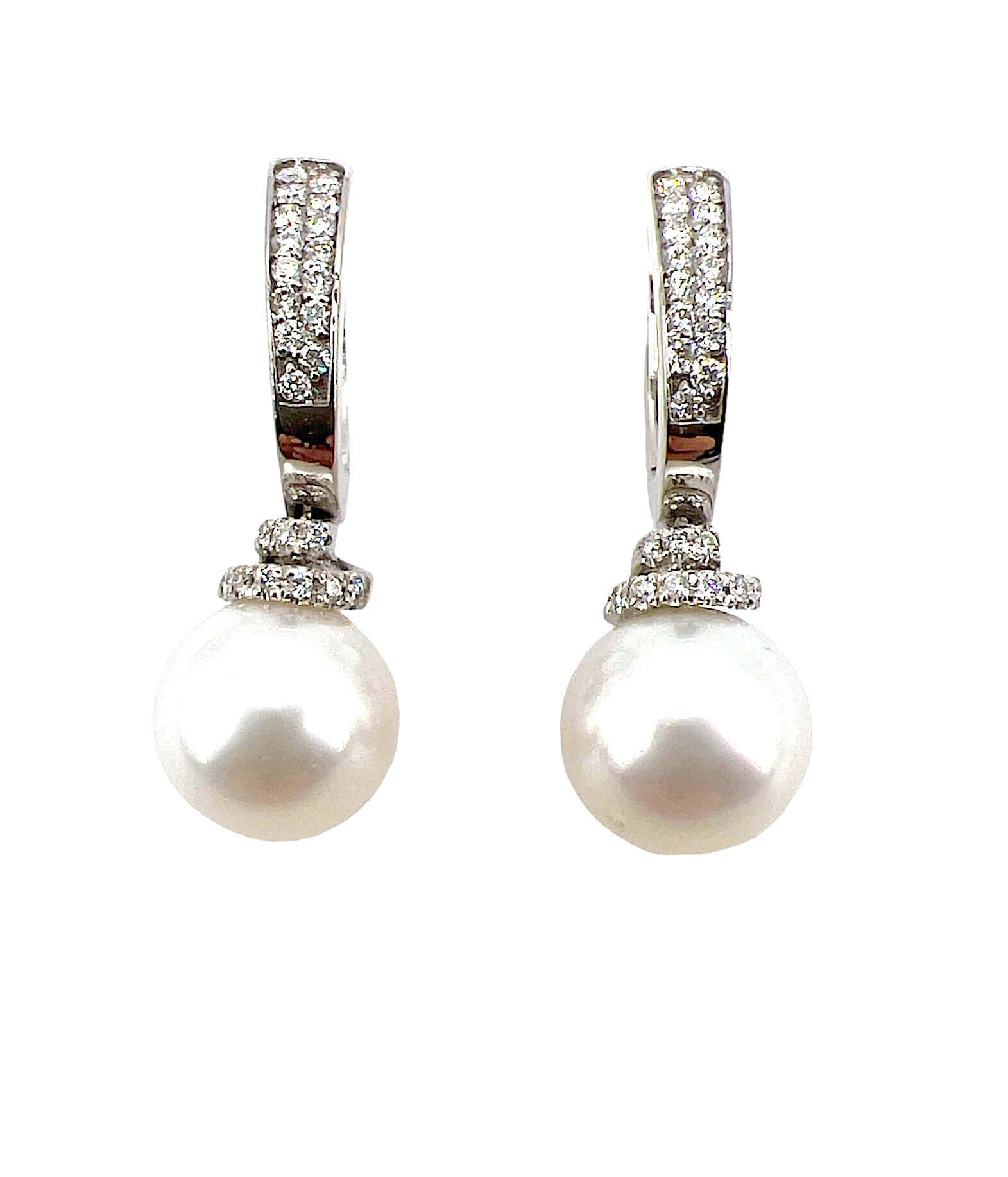 Pearl earrings white gold 750% Art.ORP261