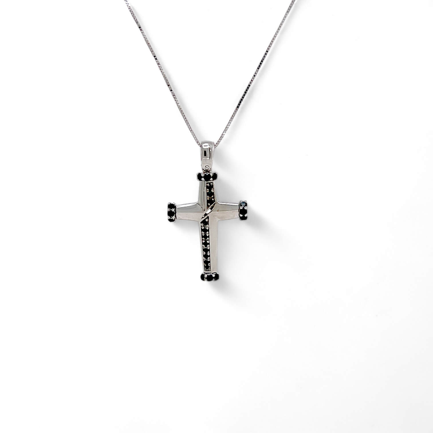 Pendente croce con diamanti neri art. CR137